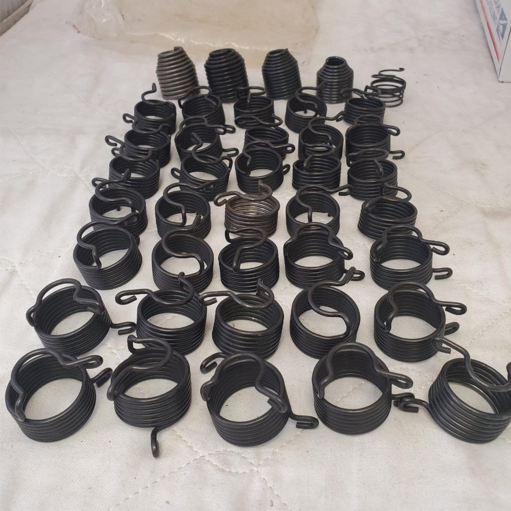 Lot of Various Assorted Spring Damper LOT 370
