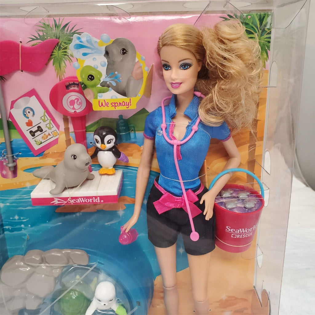 2013 Barbie I Can Be Baby Animal Rescuer #BBV41 SeaWorld  Doll