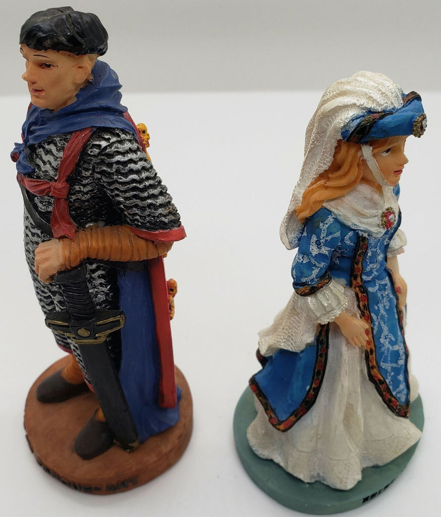 Lot of 2 Collicitble Figures Reine Mathilde & Guillaume Le Conquerant