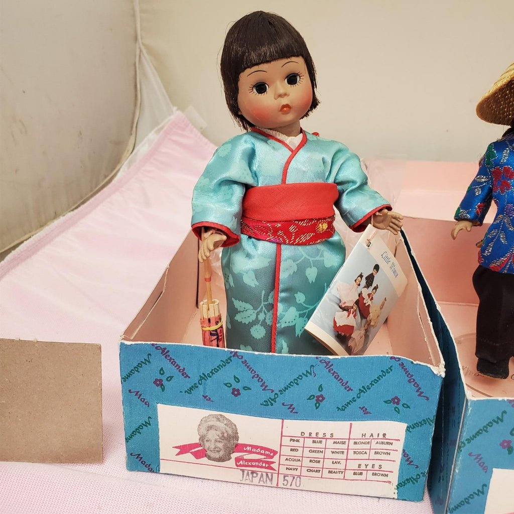 Set Of 4 Vintage Madame Alexander Miniature Showcase Series Dolls