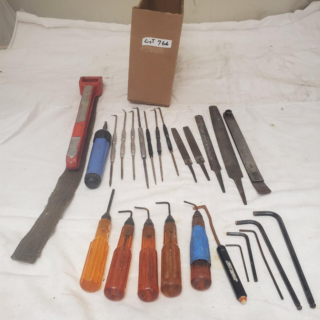Lot of Assorted Hand Tools Files Screwdrivers Picks and Allen Wrenches LOT-766