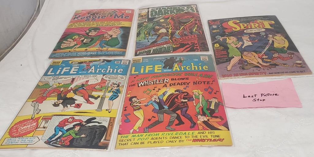 Lot of 5 Assorted Archie Series, The Spirit & Chamber of Darkness Comic Books
