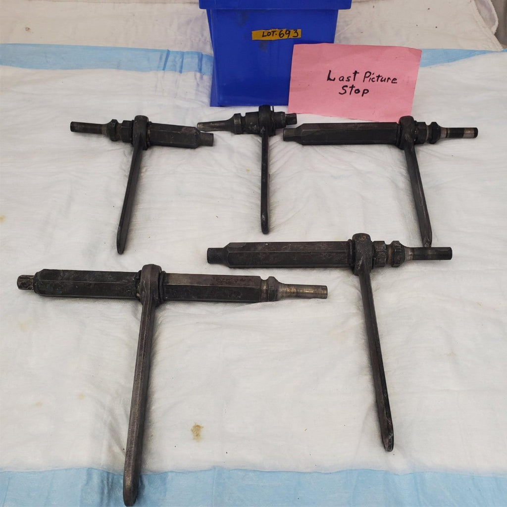 Lot of 5 Assorted Screw Removal Impact Tool LOT-693