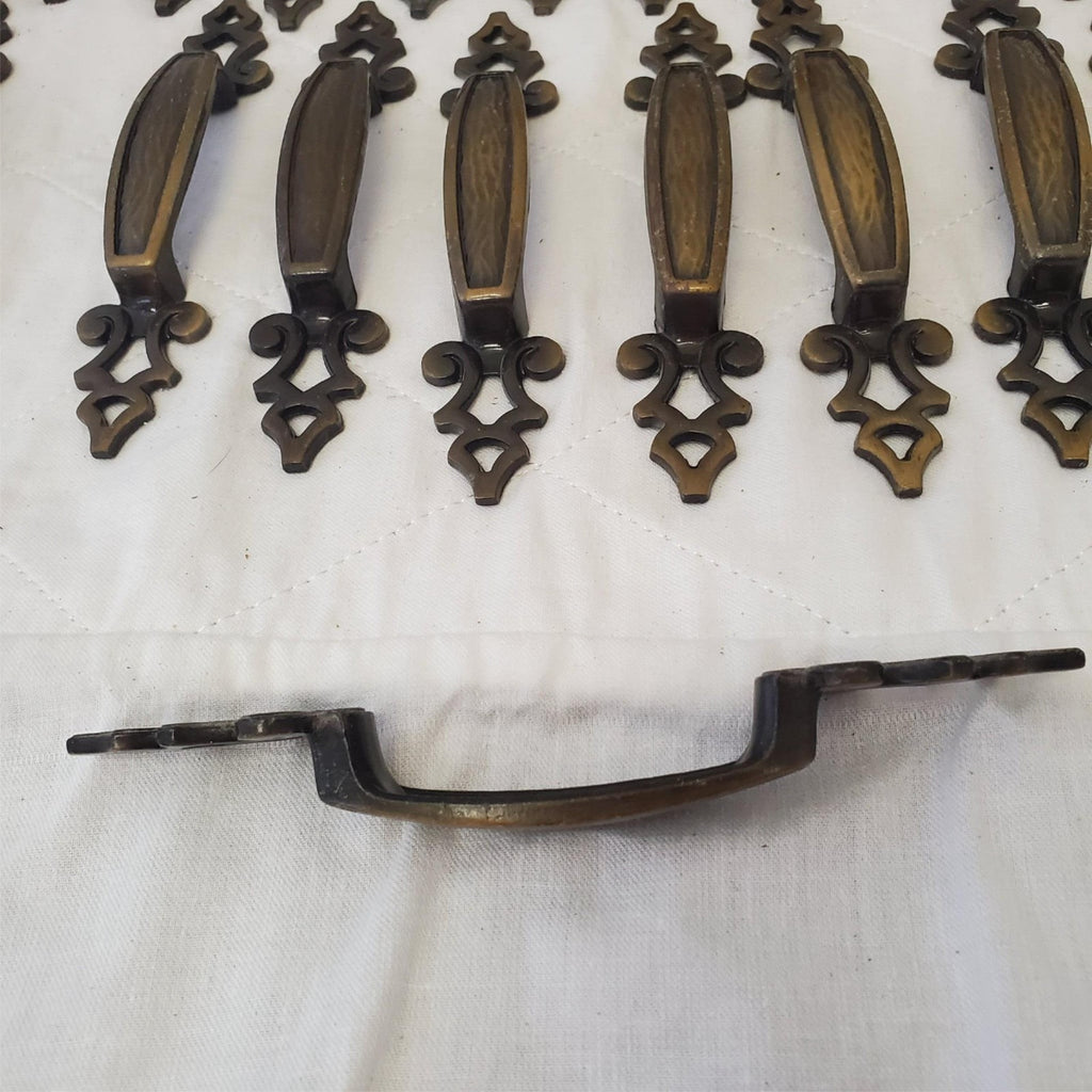 Lot of 23 Vintage Bronze Amerock Carriage Cabinet Drawer Pulls Handle #7