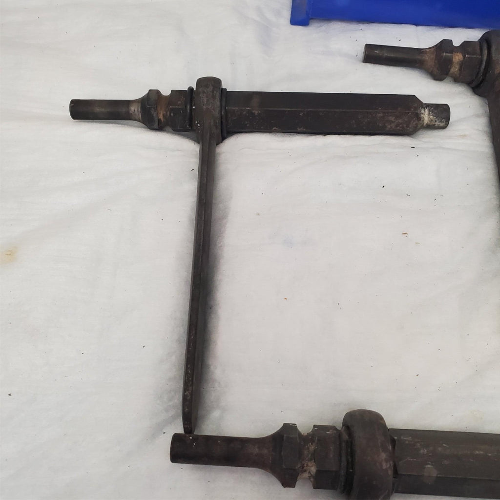 Lot of 4 Assorted Screw Removal Impact Tool LOT-695