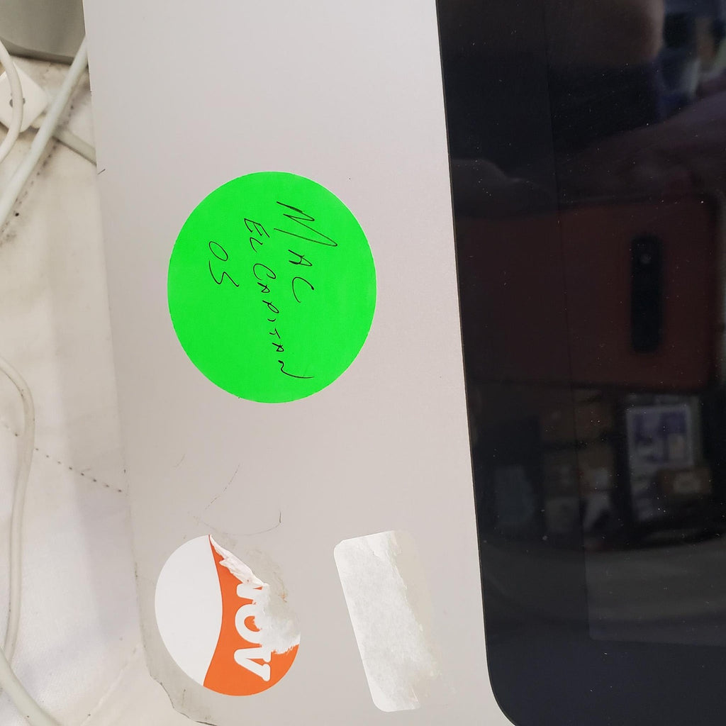 Apple iMAC A1115 Desktop Computer Good Condition