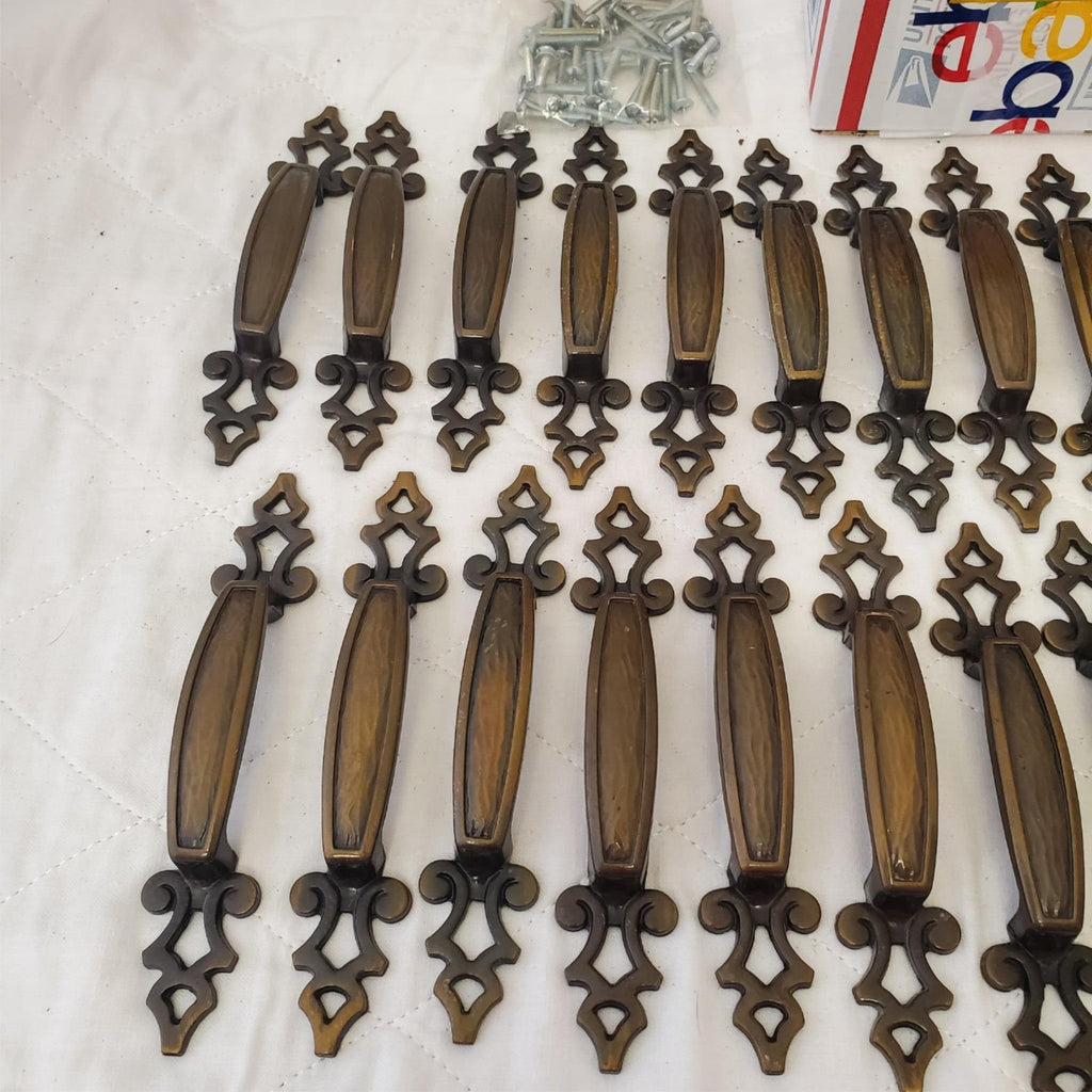 Lot of 23 Vintage Bronze Amerock Carriage Cabinet Drawer Pulls Handle #6