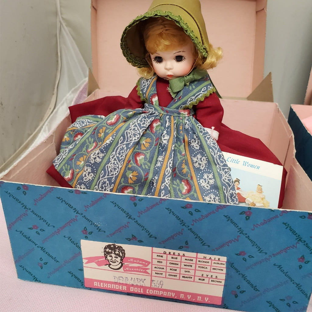 Set Of 5 Madame Alexander Friends From Foreign Lands Collection Dolls with Box