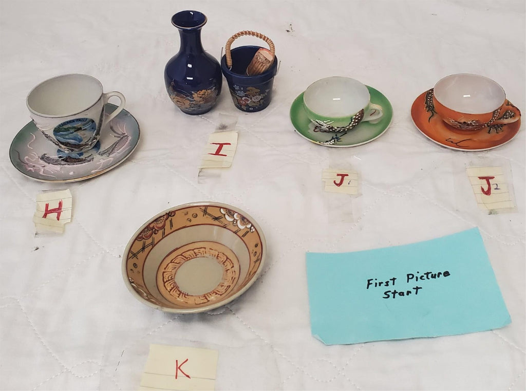 Lot of Vintage Niagara Falls Souvenir Japanese Style Miniature Cup Saucer & Vase