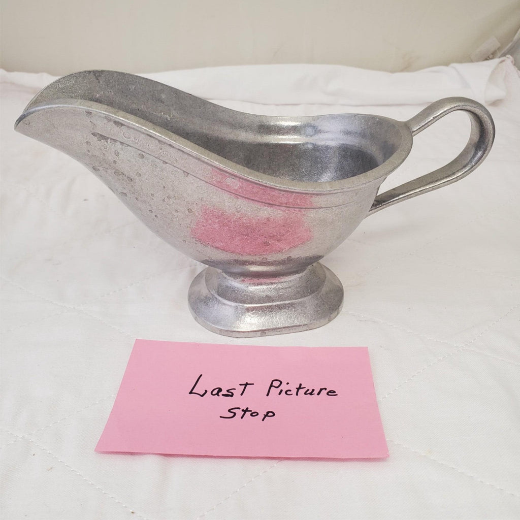 Vintage Wilton Armetale RWP Gravy Boat Footed Serving Sauce