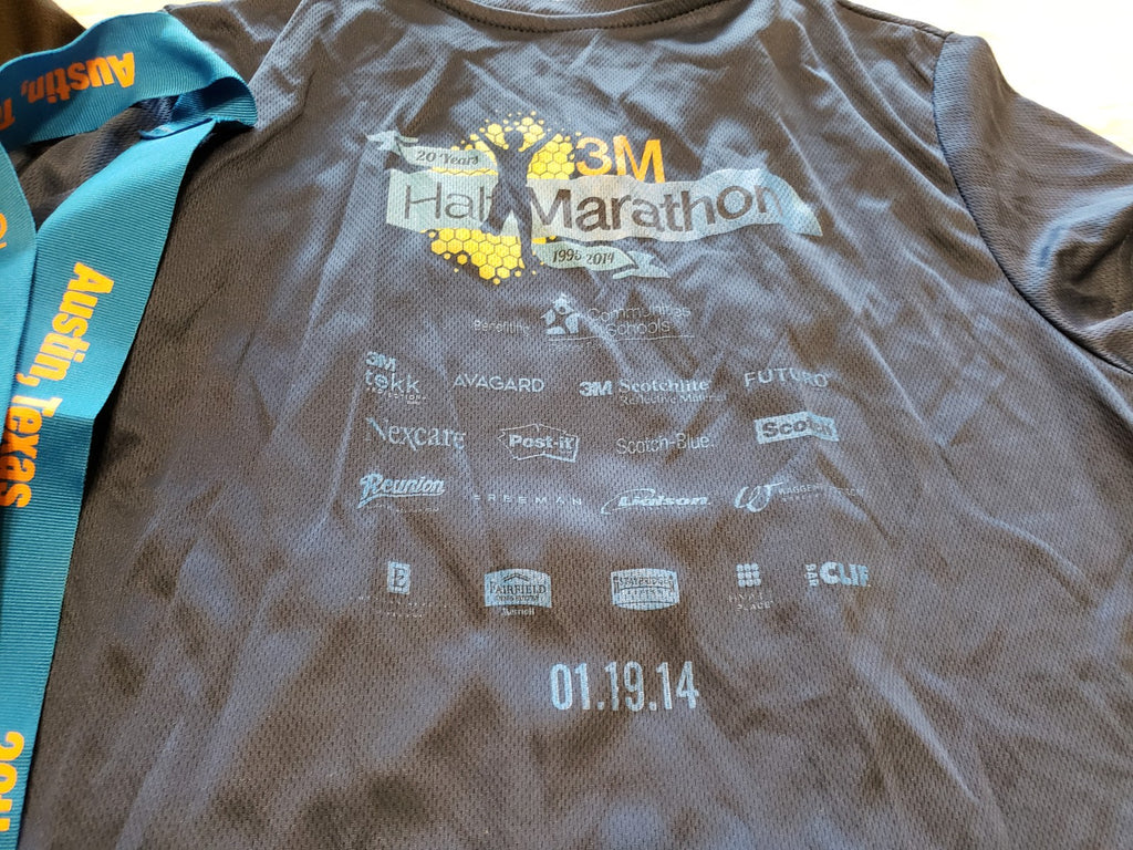 Used Rock NRoll San Antonio 3M Half Marathon Austin Texas Finisher Medal T-Shirt