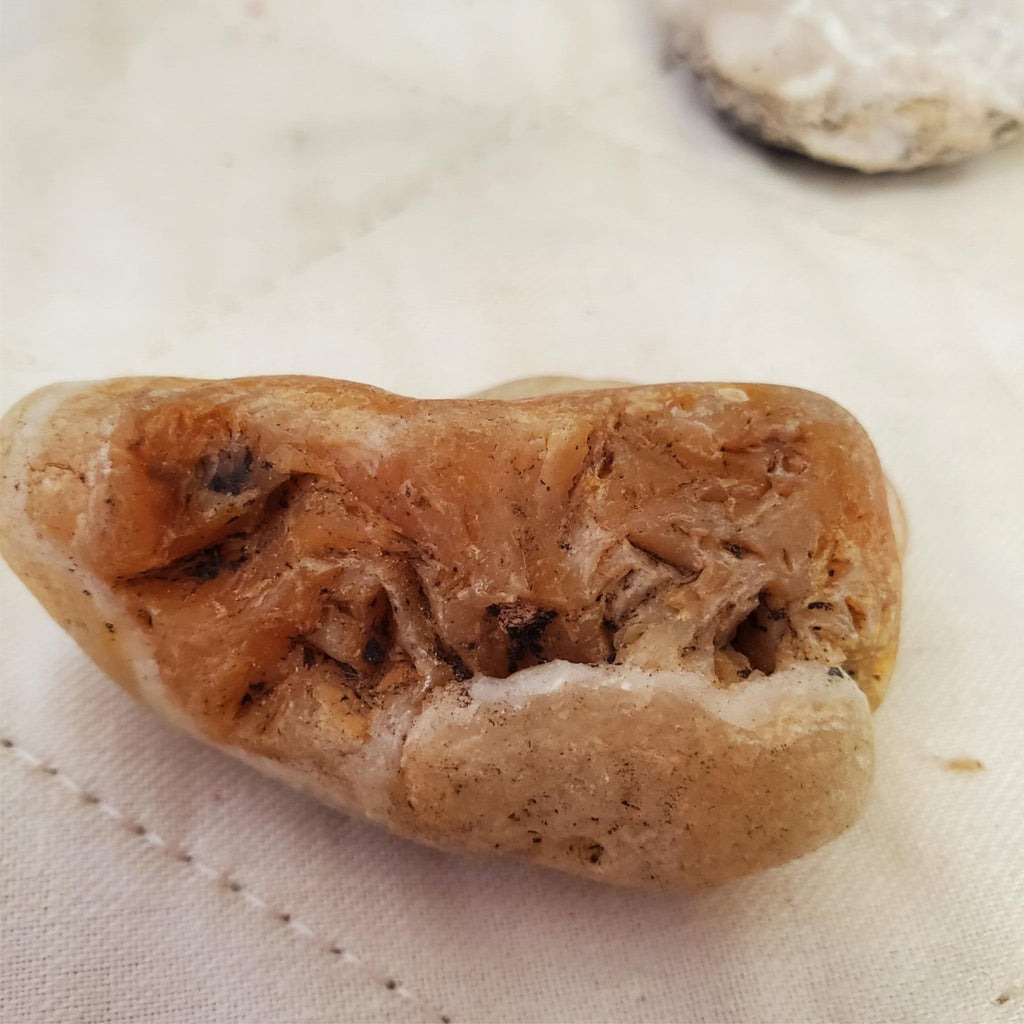 Natural Crystal Cave Crystal Wand Ore Ornaments Home Decor Aquarium Decoration