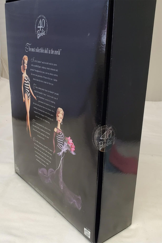 Barbie 1999 - 40th Anniversary Barbie Doll Collector Edition