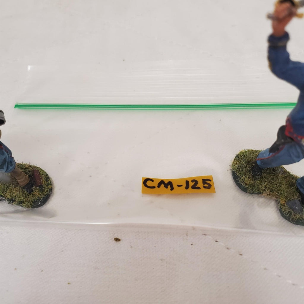 The Collectors Showcase CS01032 Firing& CS01028 Officer 72nd Pennsylvania CM-125