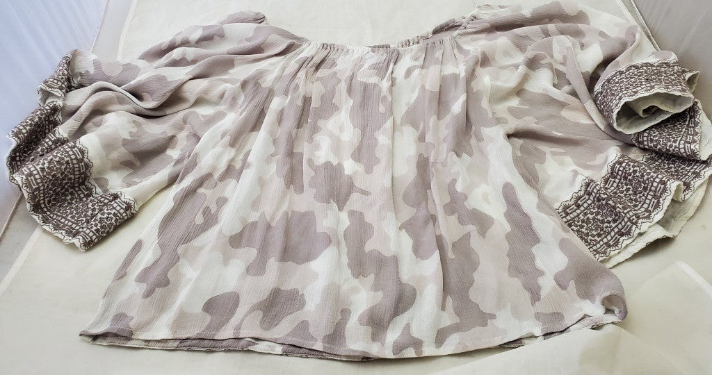 Nuche Muchette Off-Shoulder Blouse Full Sleeves Border Trim Size 0/S