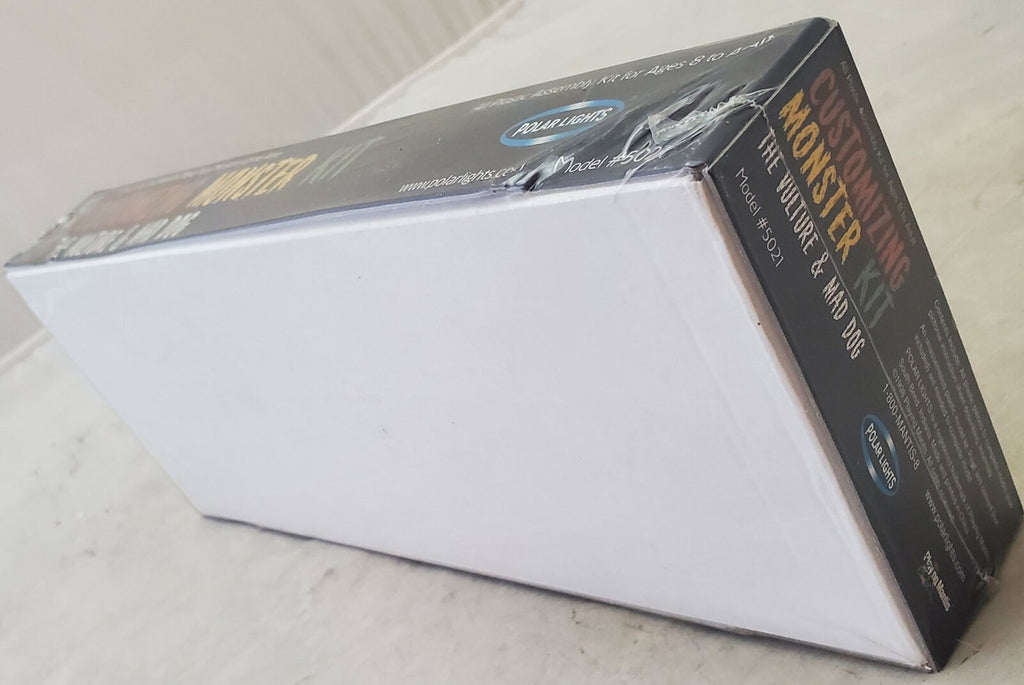 Polar Lights Customizing Monster Kit The Vulture & Mad Dog Model Kit # 5021