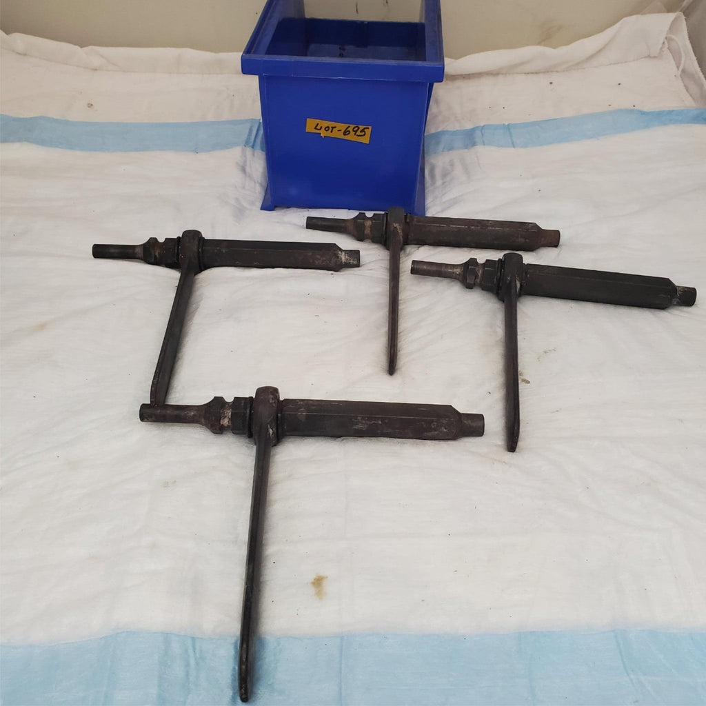 Lot of 4 Assorted Screw Removal Impact Tool LOT-695