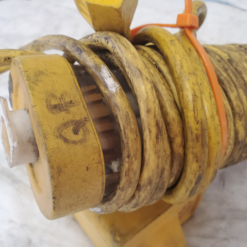 General Manufacturing Fluorescent Hand Lamp Fluorescent Light - Yellow