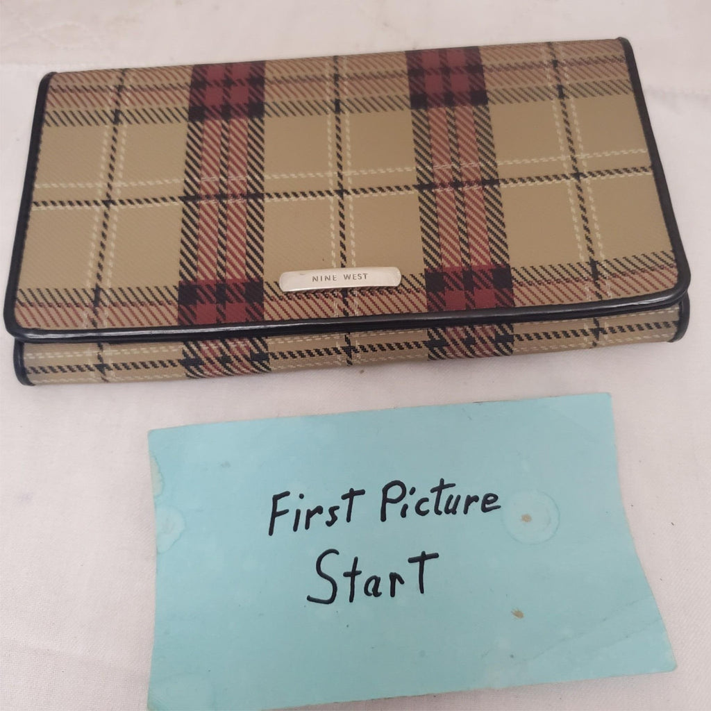Nine West Organizer Wallet Clutch Plaid Pattern Travel Purse for Women