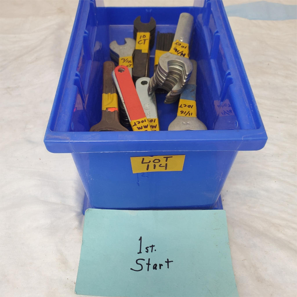 Lot of Combination Wrenches & Key Set in Different Sizes Lot 114