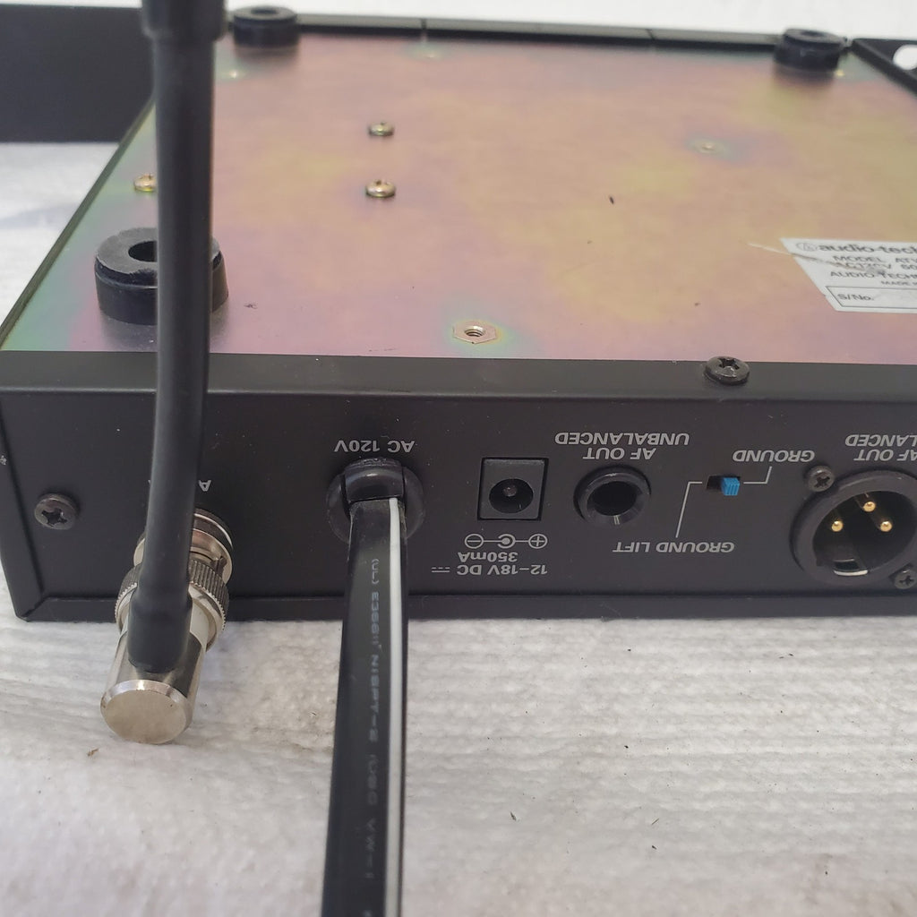Used Audio-Technica ATW-R73x UHF Receiver 120V 60hz 9W - Rackmountable