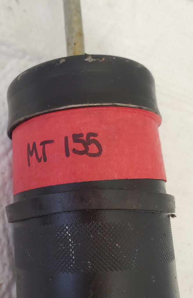 STP Mini Manual Grease Gun 4,500 PSI. Includes Flex Hose MT-155