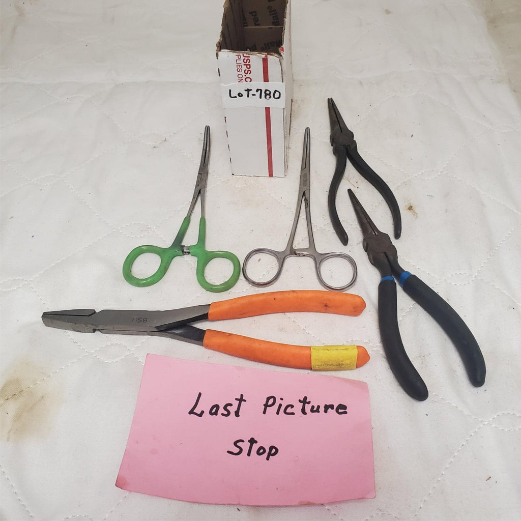 Lot of 5 Mixed Assorted Pliers Clamps & Medical Hemostats LOT-780