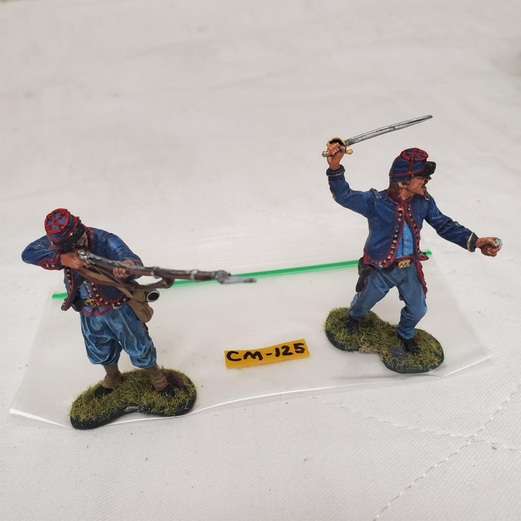 The Collectors Showcase CS01032 Firing& CS01028 Officer 72nd Pennsylvania CM-125