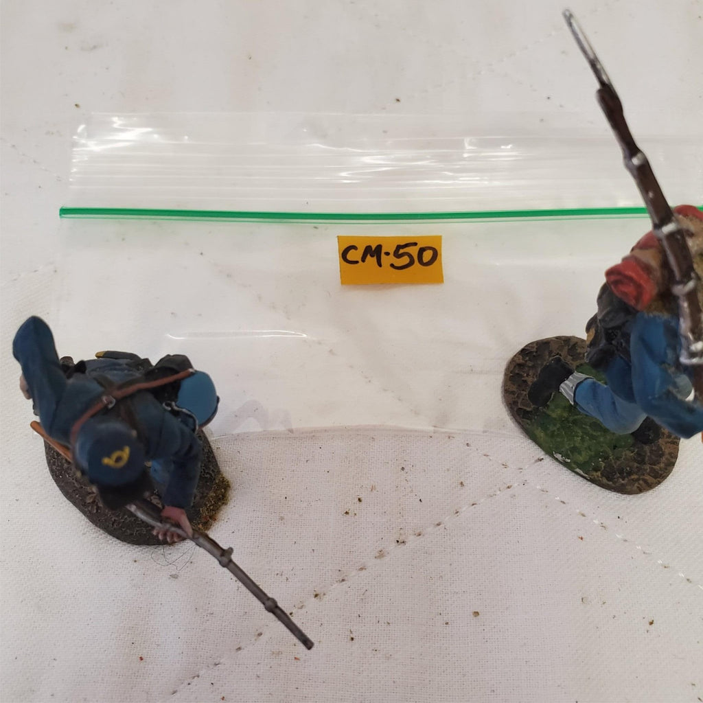 W. Britain #31355 Union Soldiers Advancing & Loading CM-50