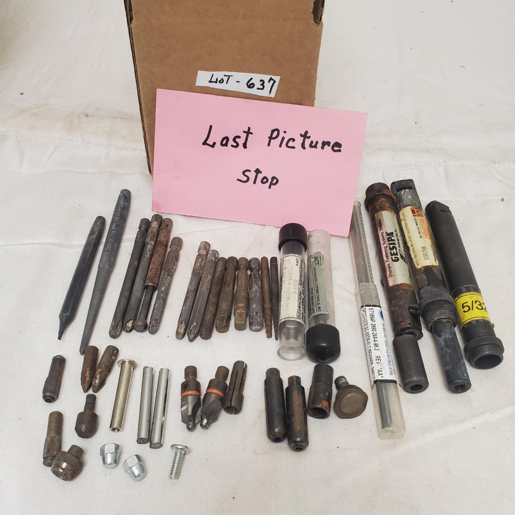 Misc. Lot of Quality Tech Tools Drill Bits and Screwdriver Bits