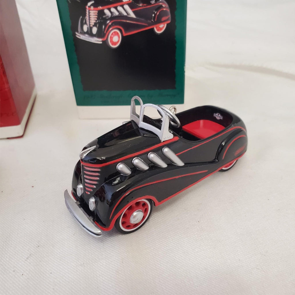 Hallmark Kiddie Car Classics 1938 Garton Lincoln Zephyr & 1937 Steelcraft Auburn