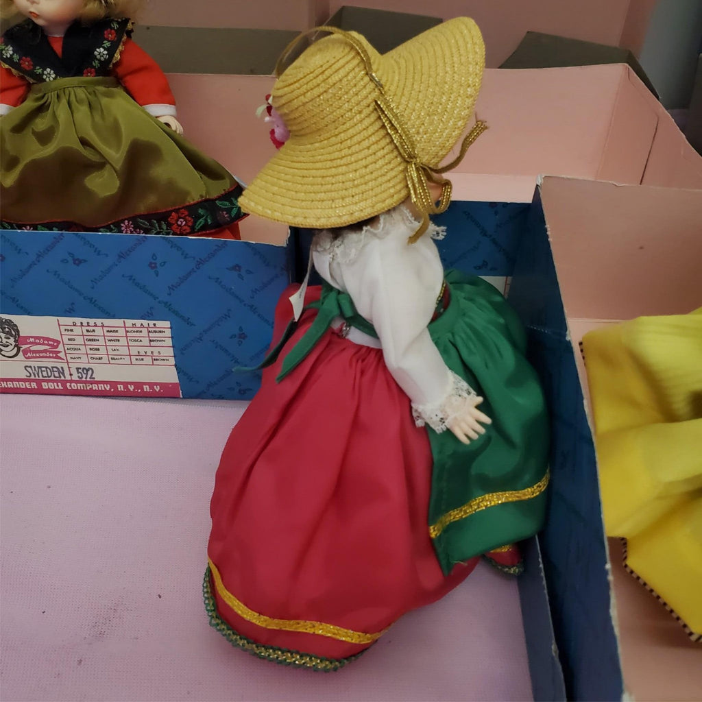 Set Of 5 Madame Alexander Friends From Foreign Lands Collection Dolls