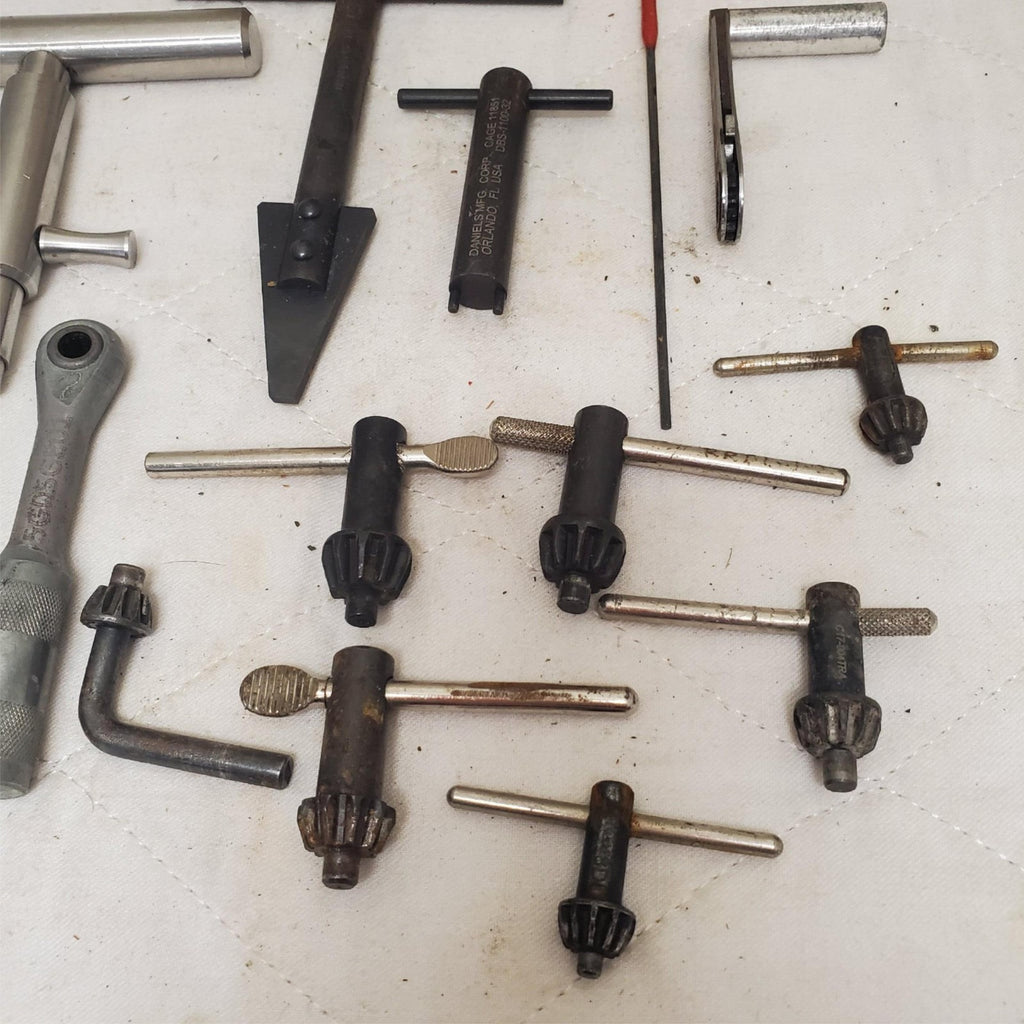 Lot of 15 Assorted Tap Wrenches and Drill Chuck Keys LOT-758