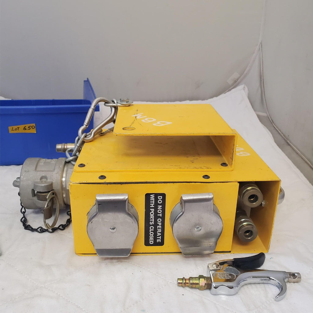 Clayton 3 Port Distribution Module for Electric DustMaster Vacuum LOT-650