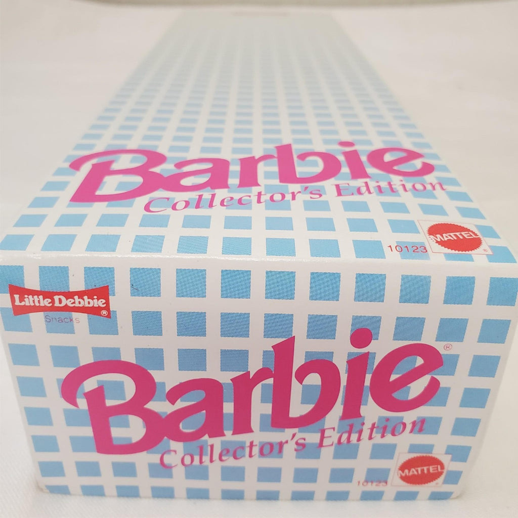 Barbie 1992 - Barbie as Little Debbie Snacks' Girl - Collector's Edition