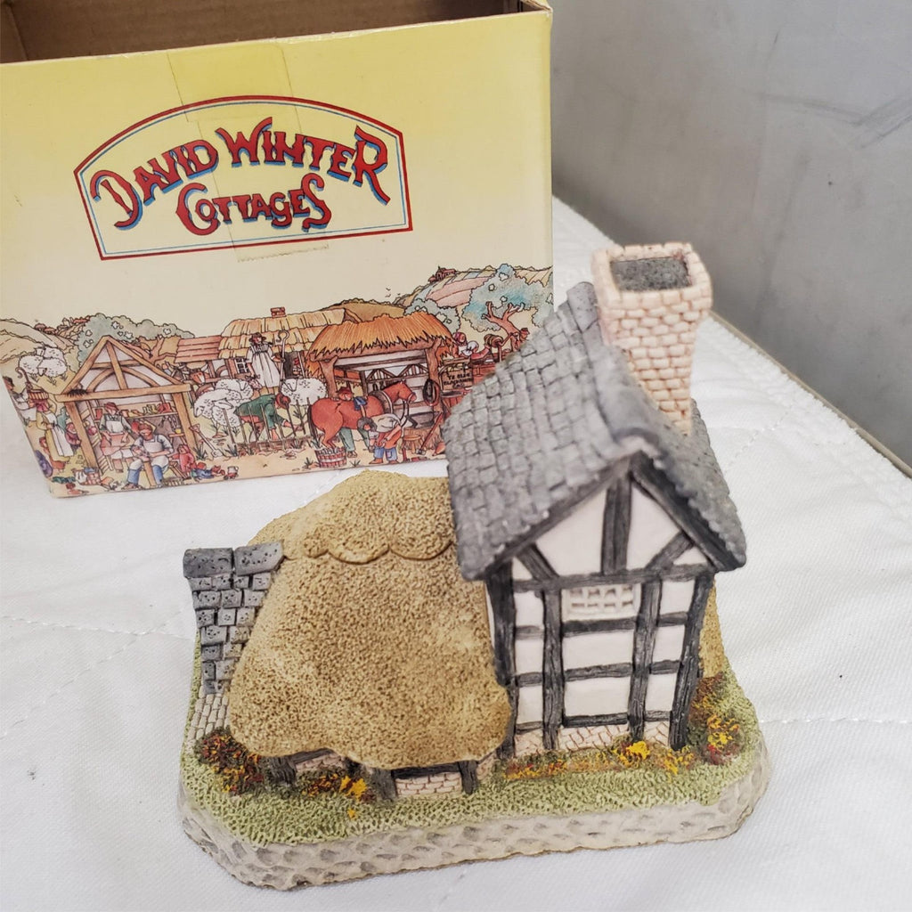 Lot of 3 David Winter Sussex Cottage Figurine w/Box