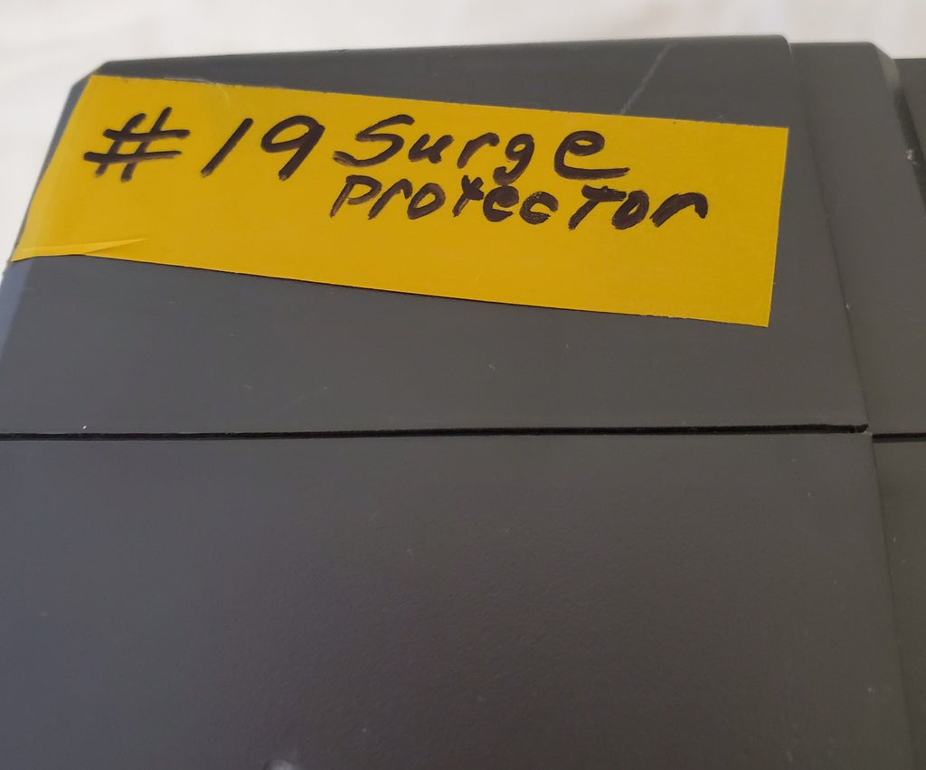 APC Back-UPS ES 650 Surge Protector NO BATTERY INCLUDED #19