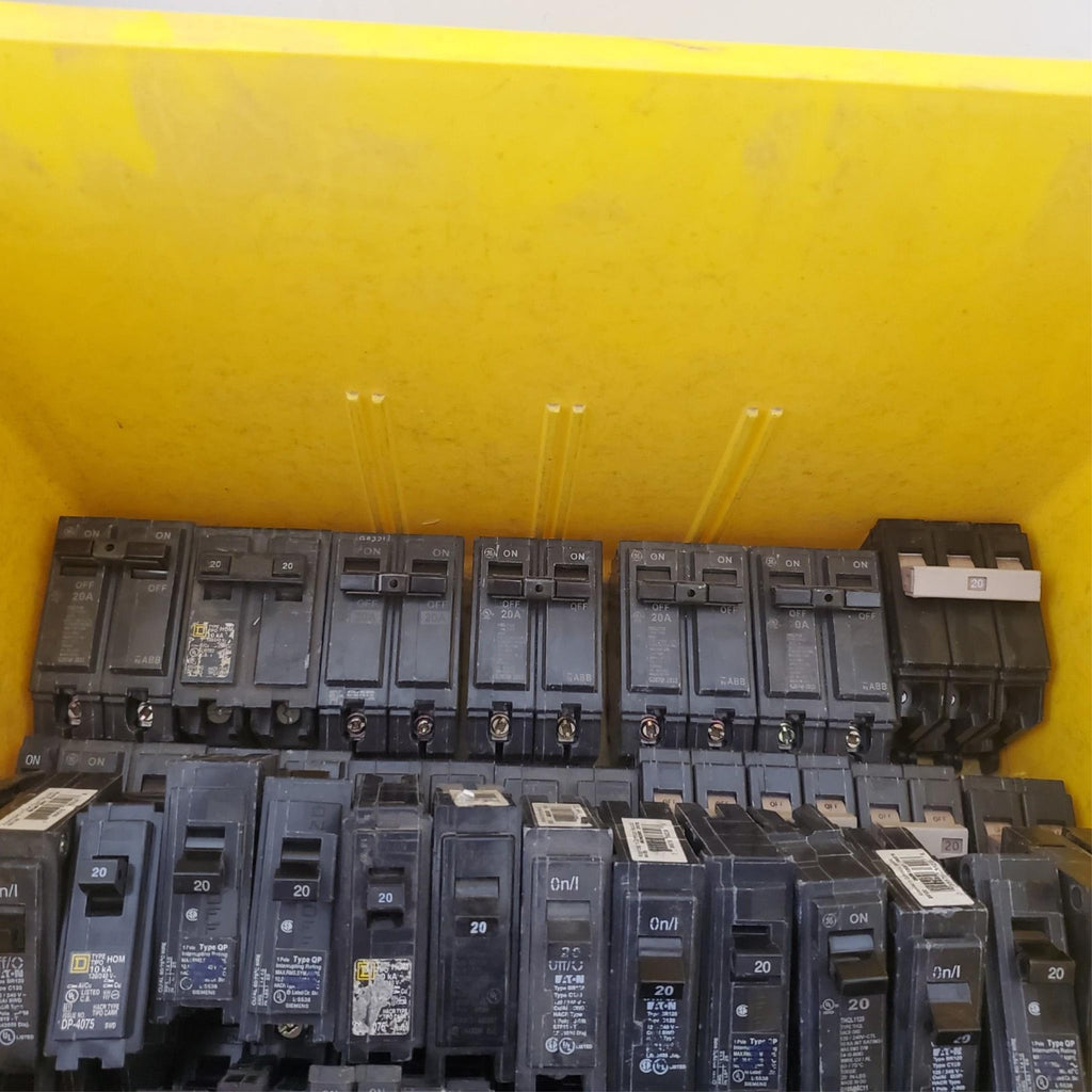 Large Lot of 132 Used Circuit Breakers Assorted #20