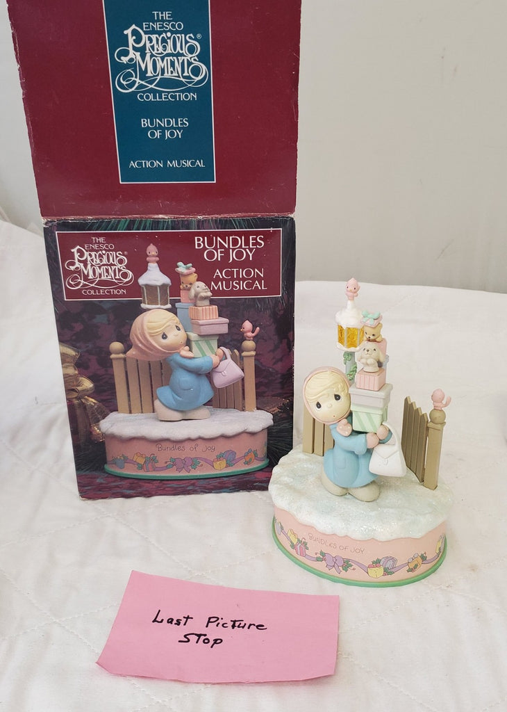 Precious Moments Action Musical ENESCO Bundles of Joy Christmas