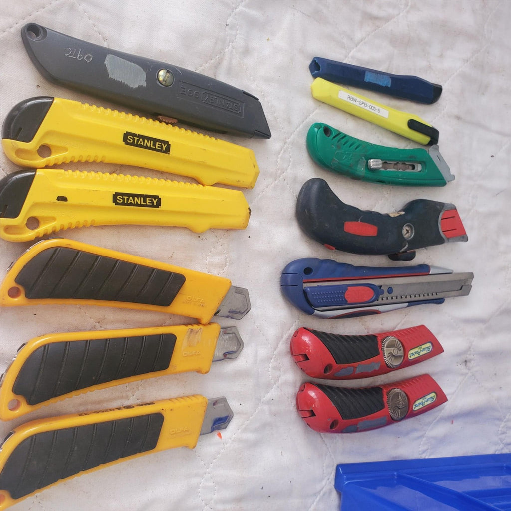 Lot of 13pc Assorted Various Handy Cutter Safety Knife Lot 318