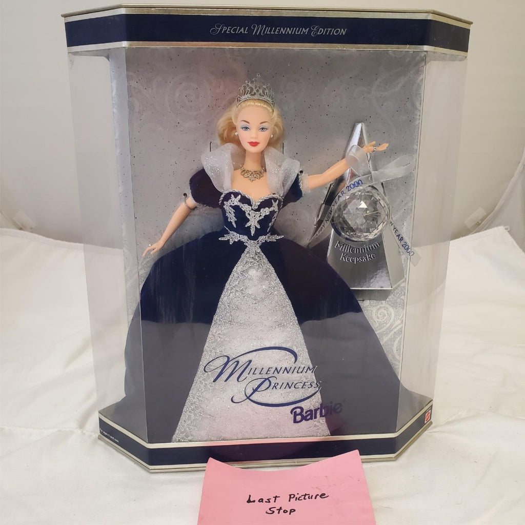 Barbie 1999 - Millennium Princess Barbie Doll - Mattel Blonde Blue Velvet Dress
