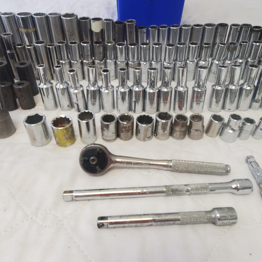 Lot of 120 pc Assorted Sockets/ Chrome / Ratchet Impact Sockets LOT 307