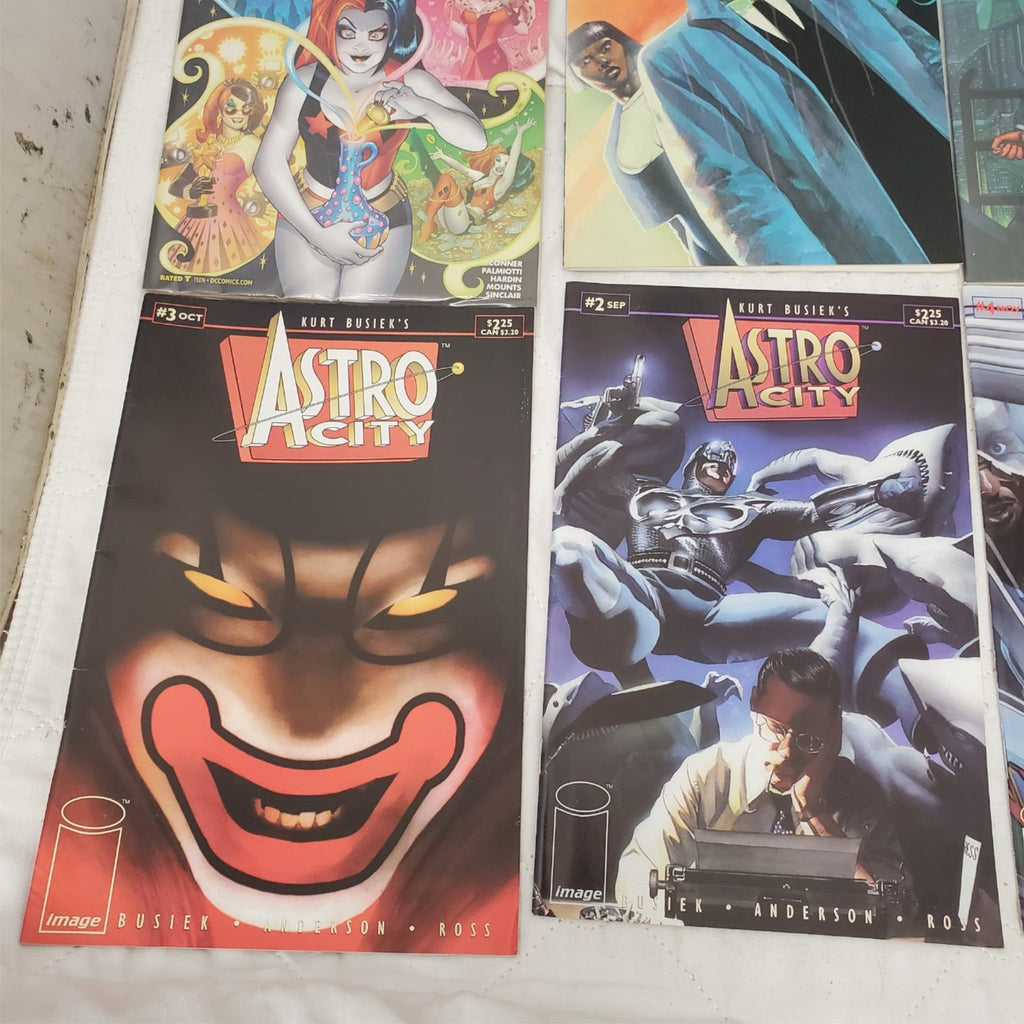 Lot of 12 Assoretd DC Marvel Armitage Astrocity & Streat Fighter Comic Books #3