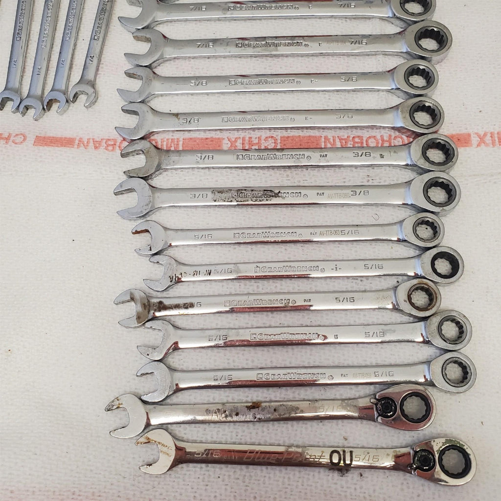 Lot of 28  Gear Wrench & Blue Point Combination Wrench Set LOT-388