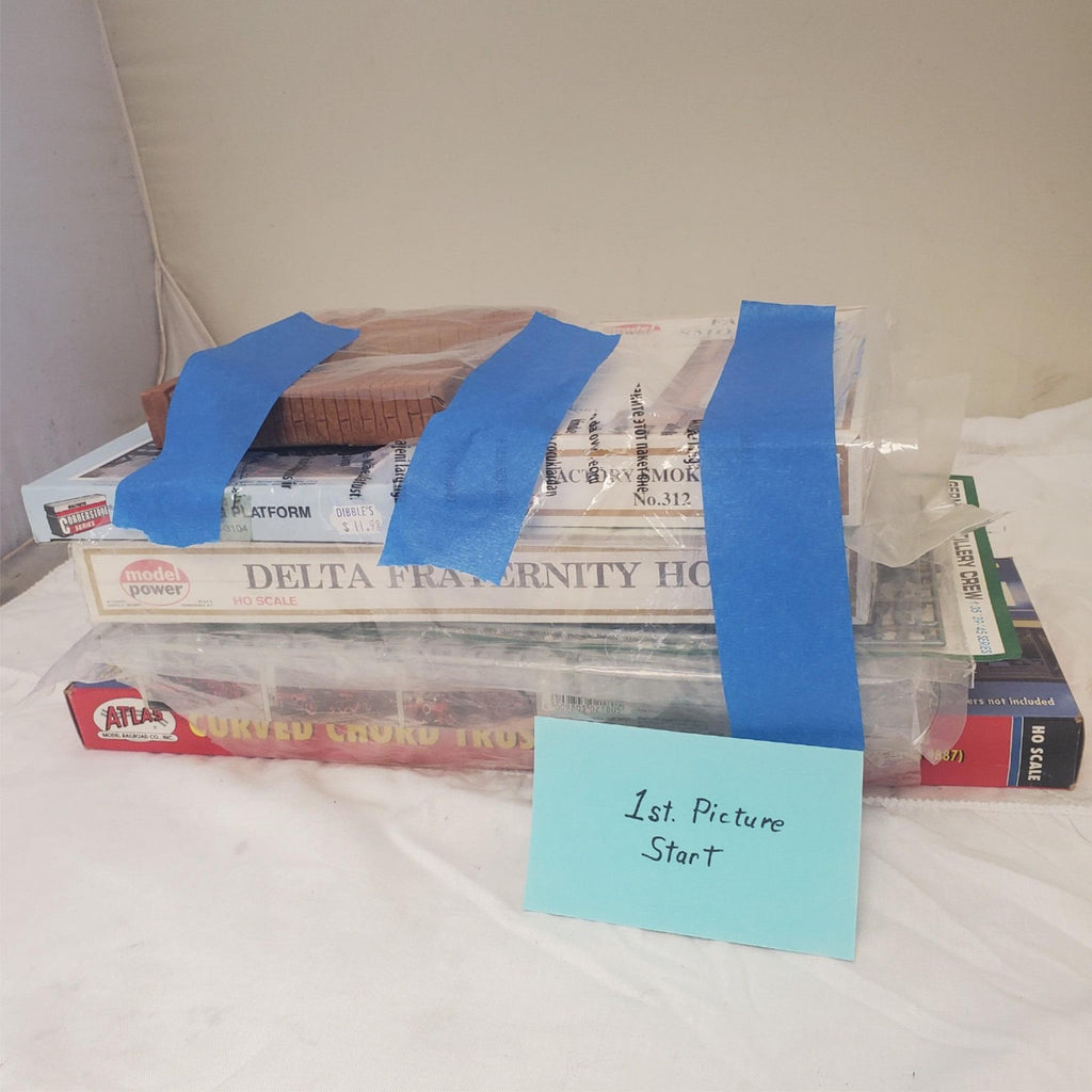 Lot of 5 HO Scale Model Kits  Atlas, Revell, Model Power, Walthers Bridge Set