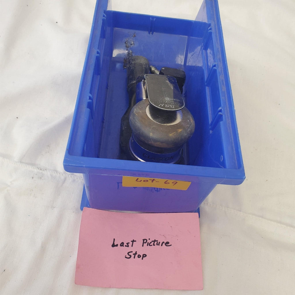 Clayton Pneumatic Jitterbug Random Orbit Air Palm Sander LOT-69