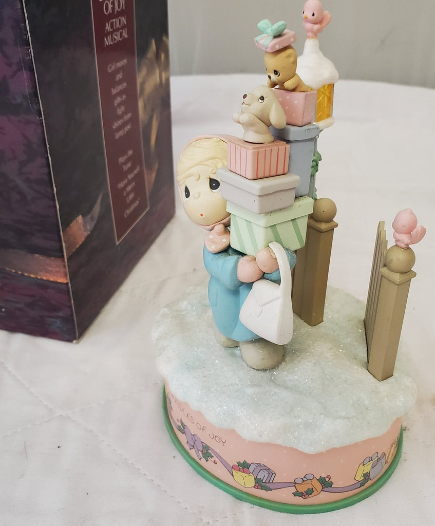 Precious Moments Action Musical ENESCO Bundles of Joy Christmas