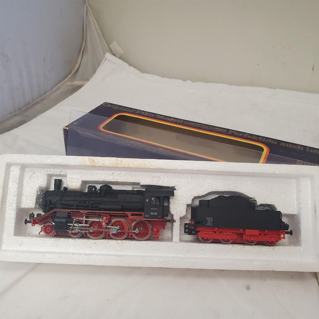 Lot of 2 Piko Modellbahn and Gutzold Steam Locomotive Dampfolk BR 52 