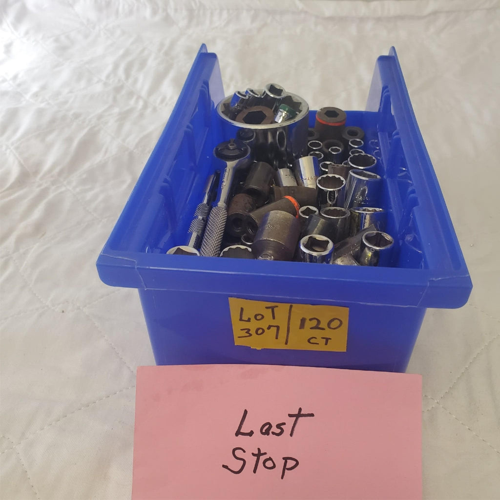 Lot of 120 pc Assorted Sockets/ Chrome / Ratchet Impact Sockets LOT 307