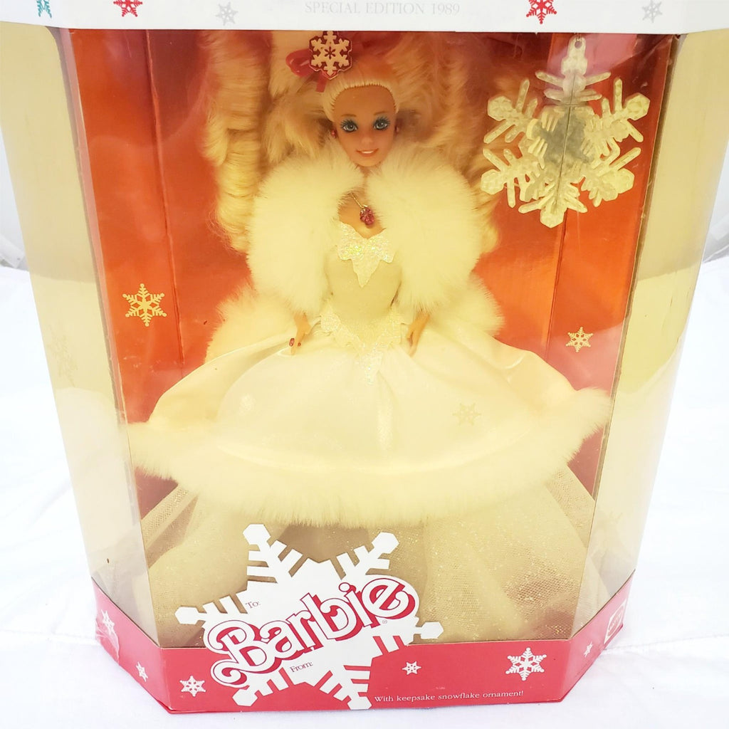 Barbie 1989 - Happy Holidays Barbie Doll Special Edition